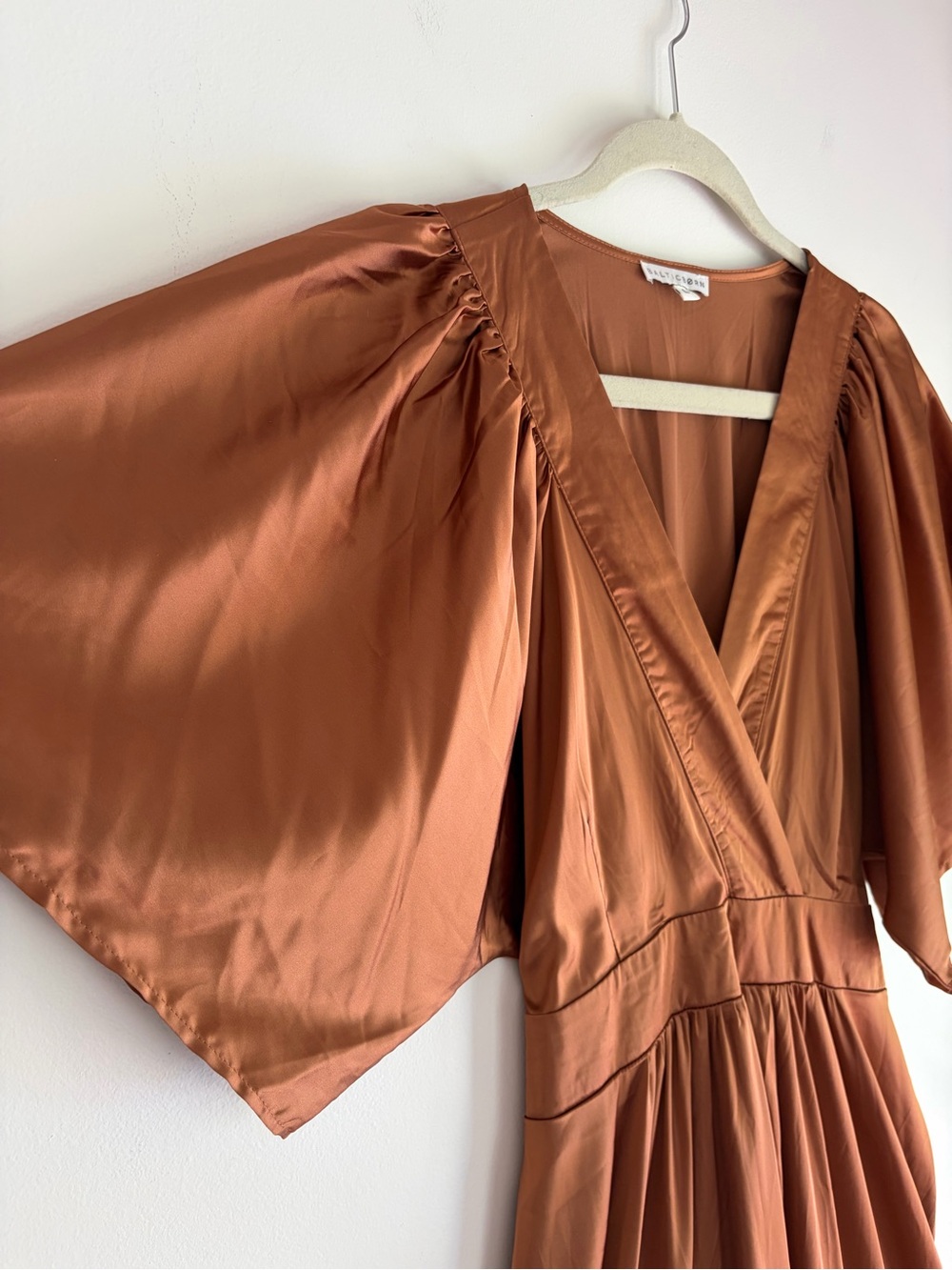 Baltic Born Pasadena Copper Satin Tiered Ruffle Hem Midi Dress Size L - Picture 2 of 7